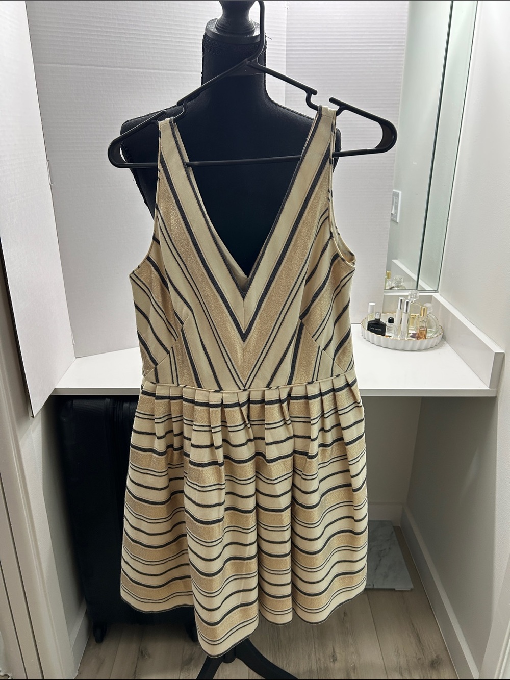 J. Crew Cream Navy Gold Mini Dress Size 6 NWOT